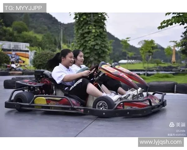 熊孩子与足球明星携手共创梦想之旅点燃青春激情与运动热情